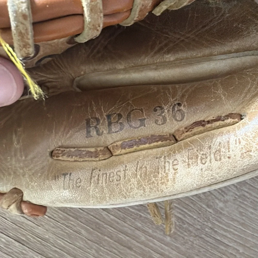 Vintage Rawlings Glove RBG36 Jose Canseco Fastback Baseball Softball